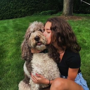 Meet your Posher, Julia